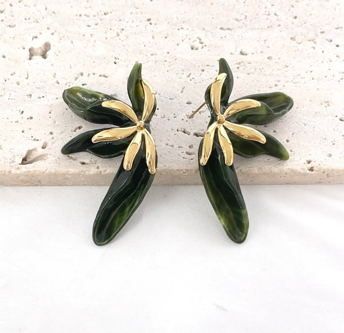 ORECCHINO FIORE