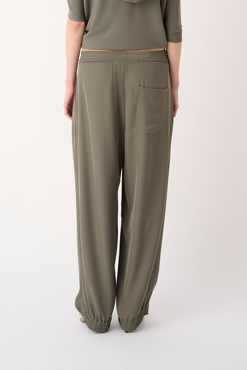 MEIMEIJ – PANTALONE MORBIDO IN CRÊPE CON VITA ELASTICATA