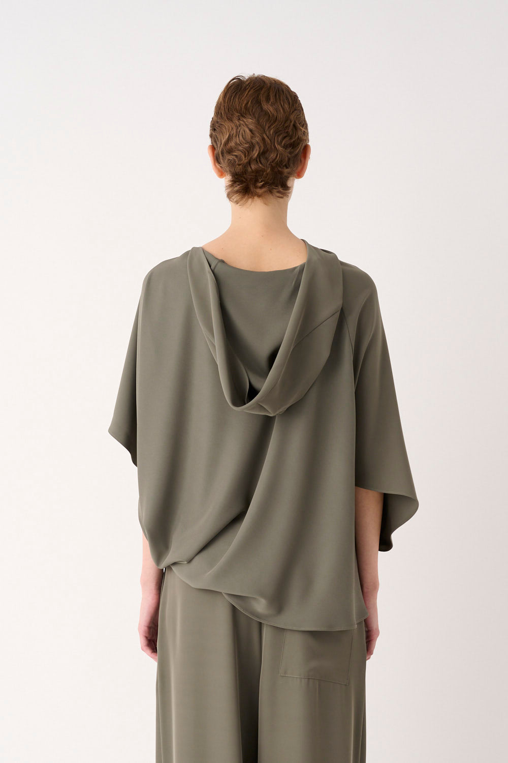 MEIMEIJ – BLUSA ASIMMETRICA DRAPPEGGIATA CON CAPPUCCIO