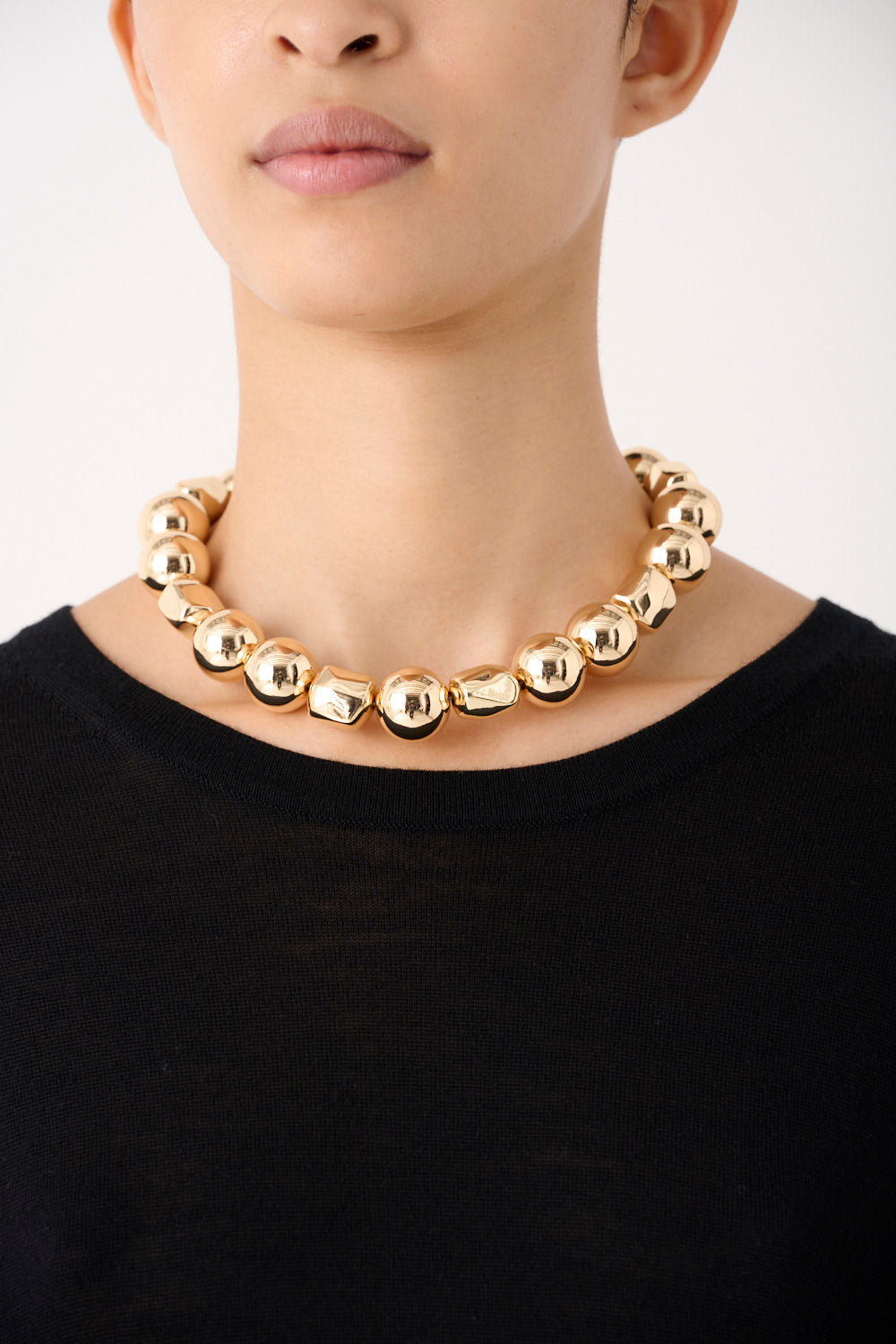 MEIMEIJ – COLLANA GIROCOLLO CON SFERE E PIETRE