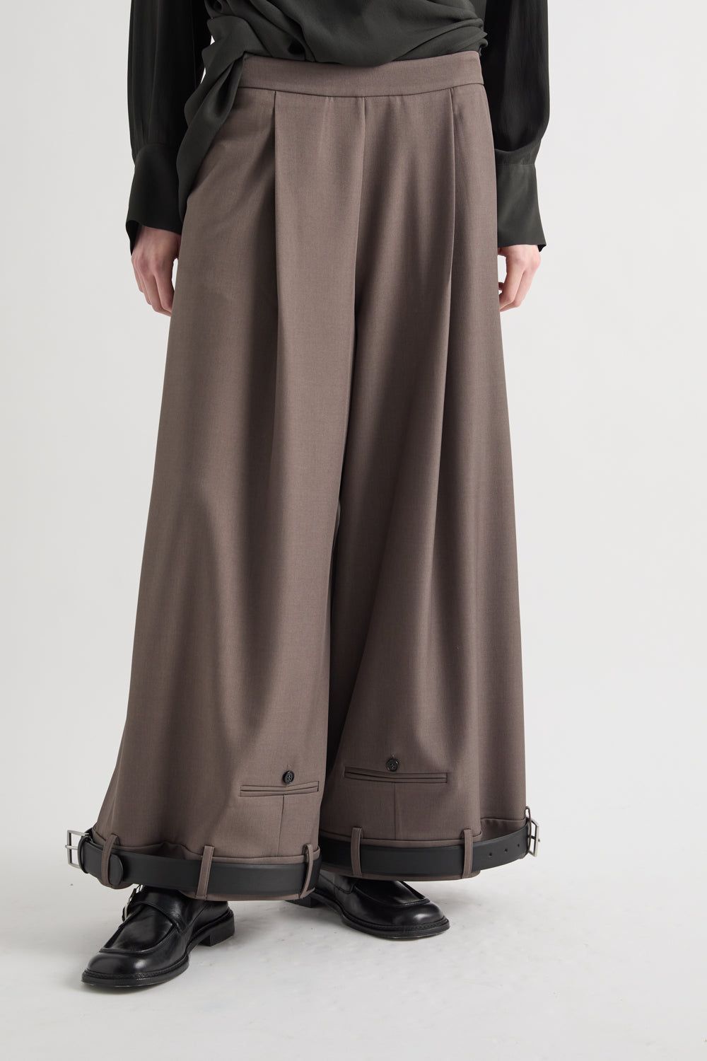 MEIMEIJ – PANTALONE WIDE LEG CON CINTURINI AL FONDO