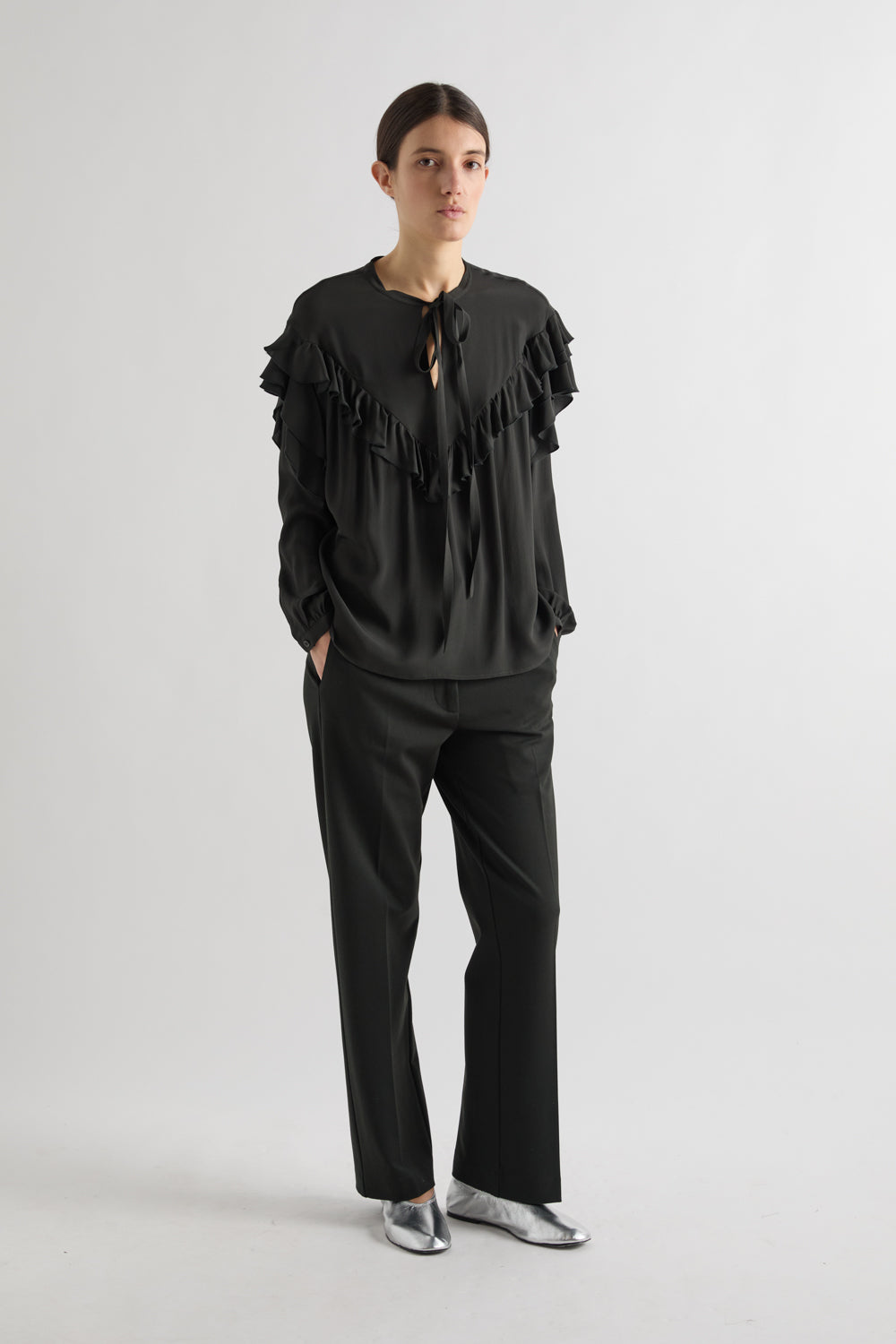 MEIMEIJ – CAMICIA CON ROUCHES E FIOCCO IN SETA