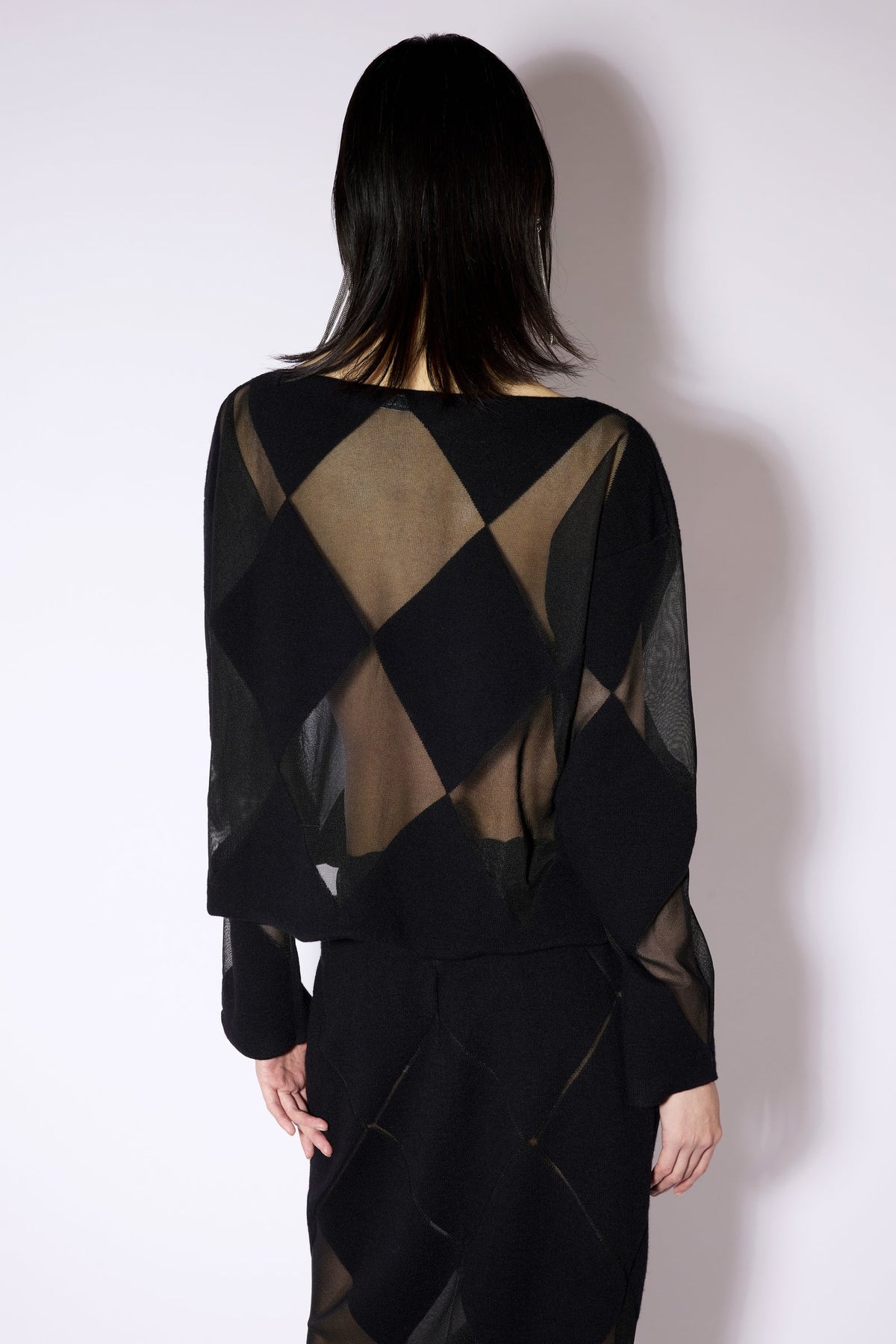 LIVIANA CONTI – MAGLIA RAILEY IN LANA CON ROMBI