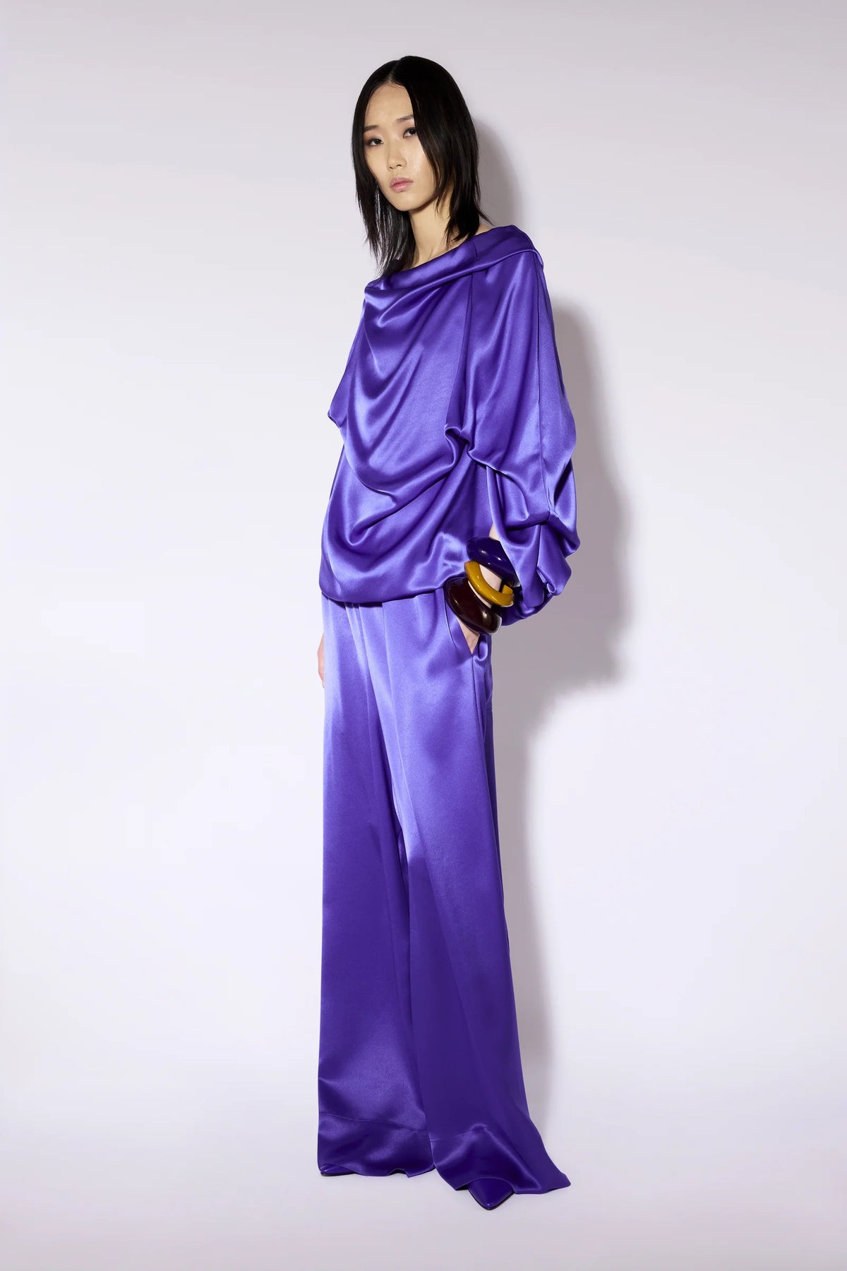 LIVIANA CONTI – PANTALONE GRAYSON IN LIQUID SATIN
