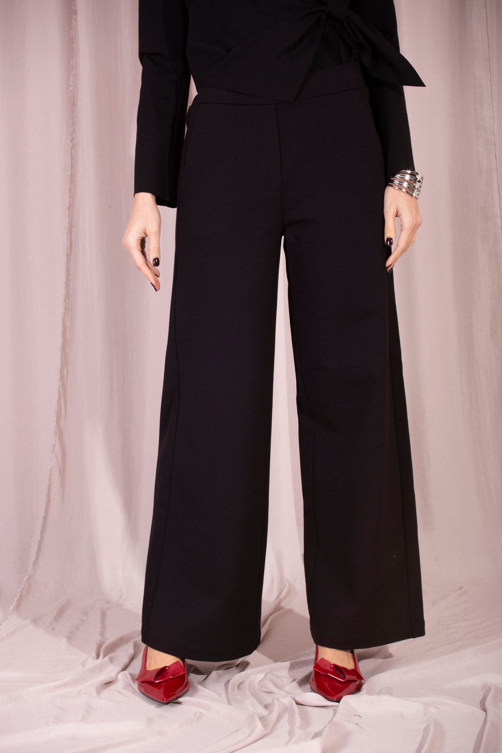 SOKO NI INAI PANTALONI