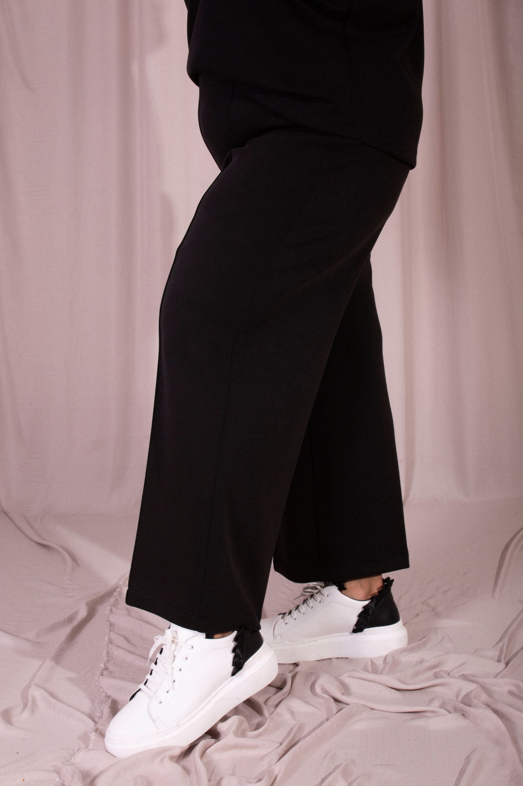 MORE BY SISTE'S PANTALONE