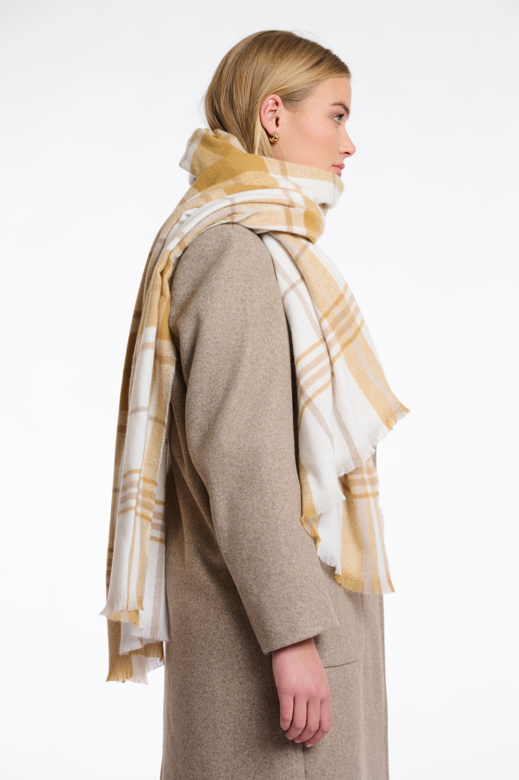 RINO & PELLE SCIARPA