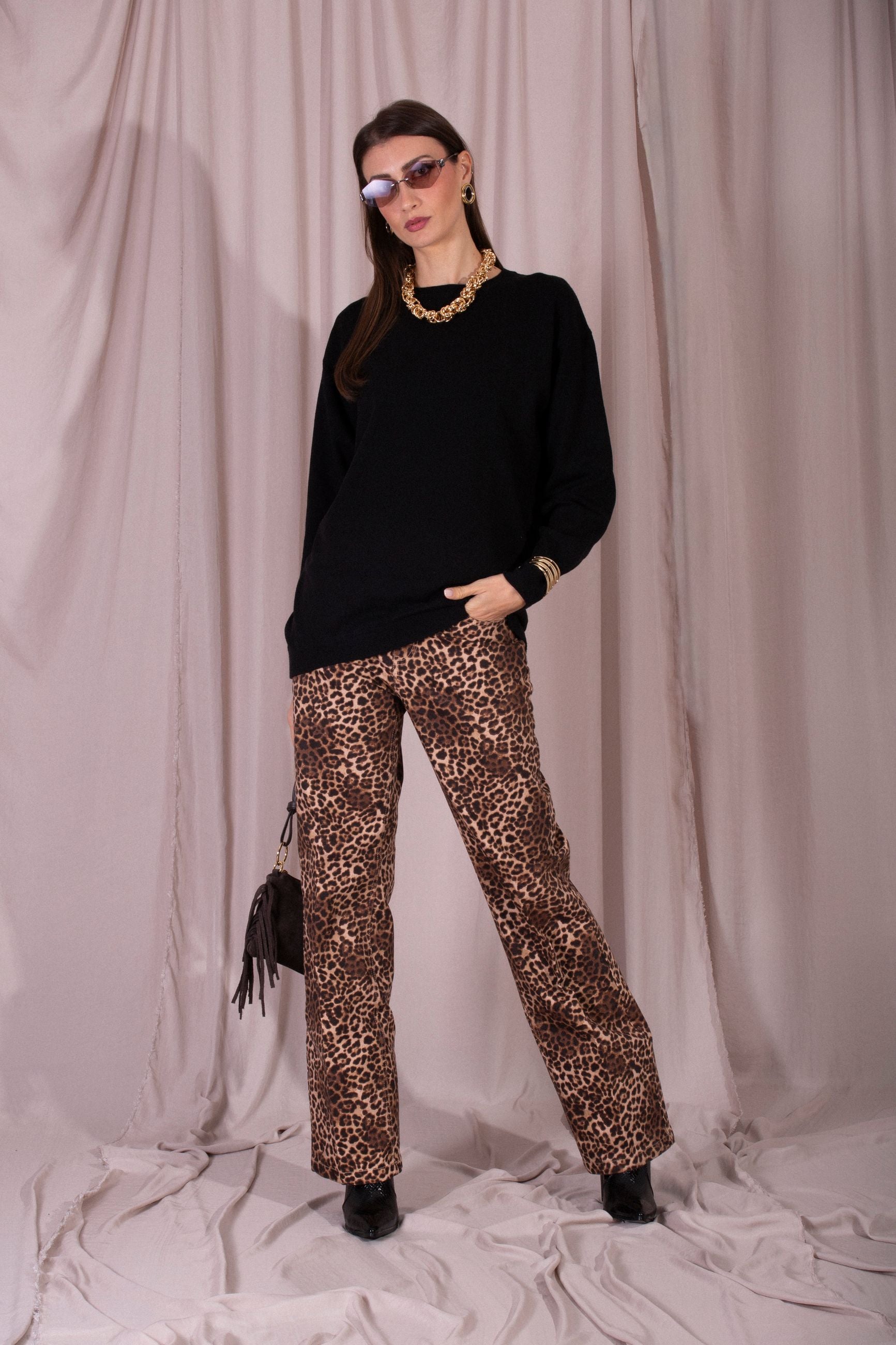 SILVIAN HEACH MAGLIA BENITEZ