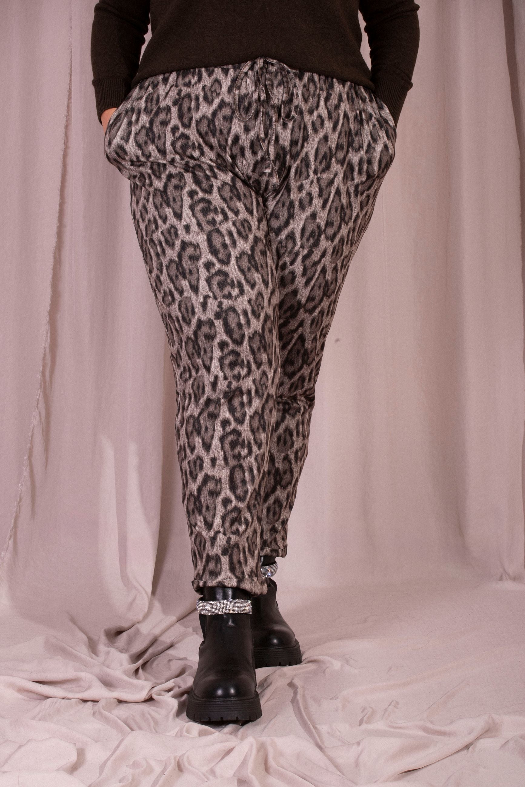 MORE BY SISTE'S PANTALONE MACULATO