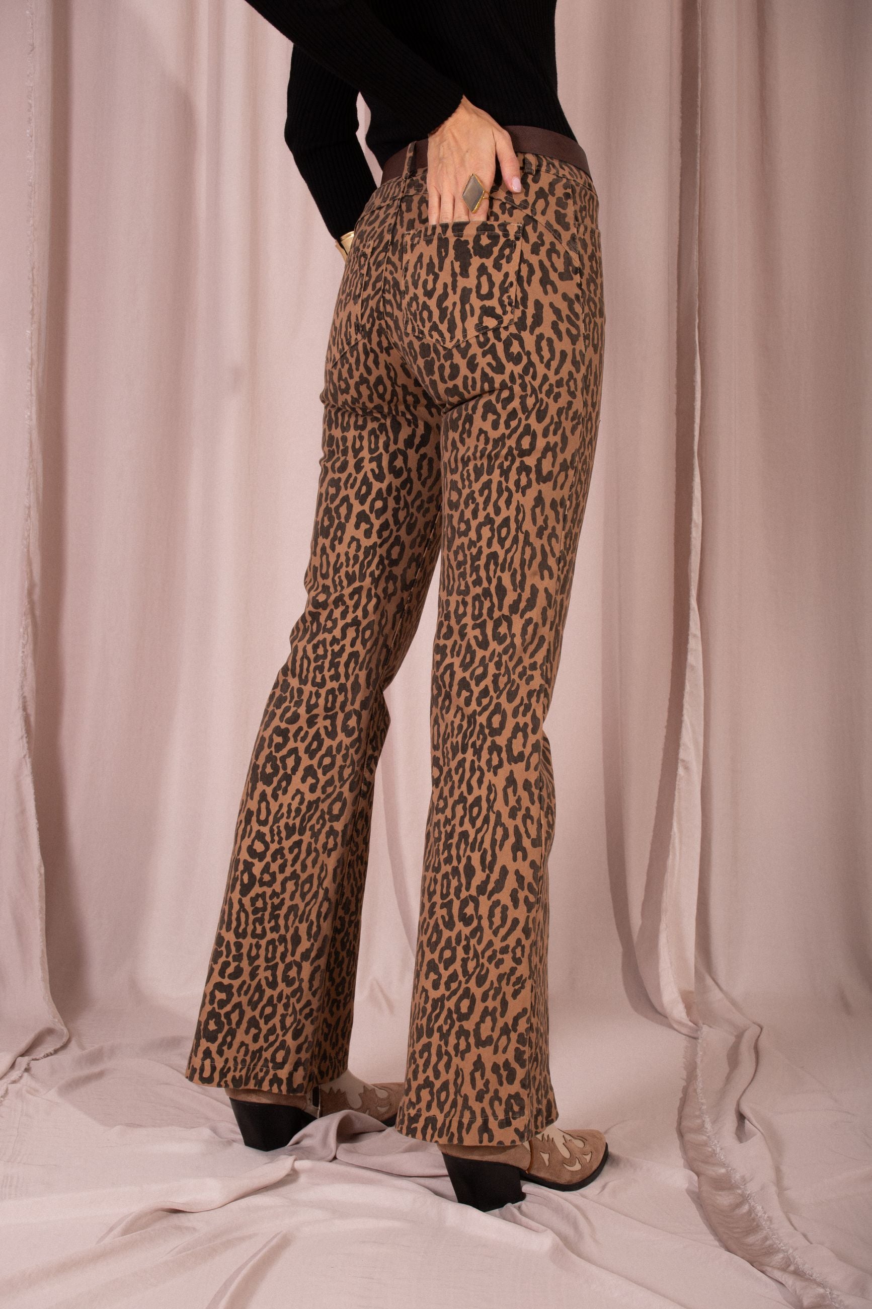 ZAHJR PANTALONE ZAMPA