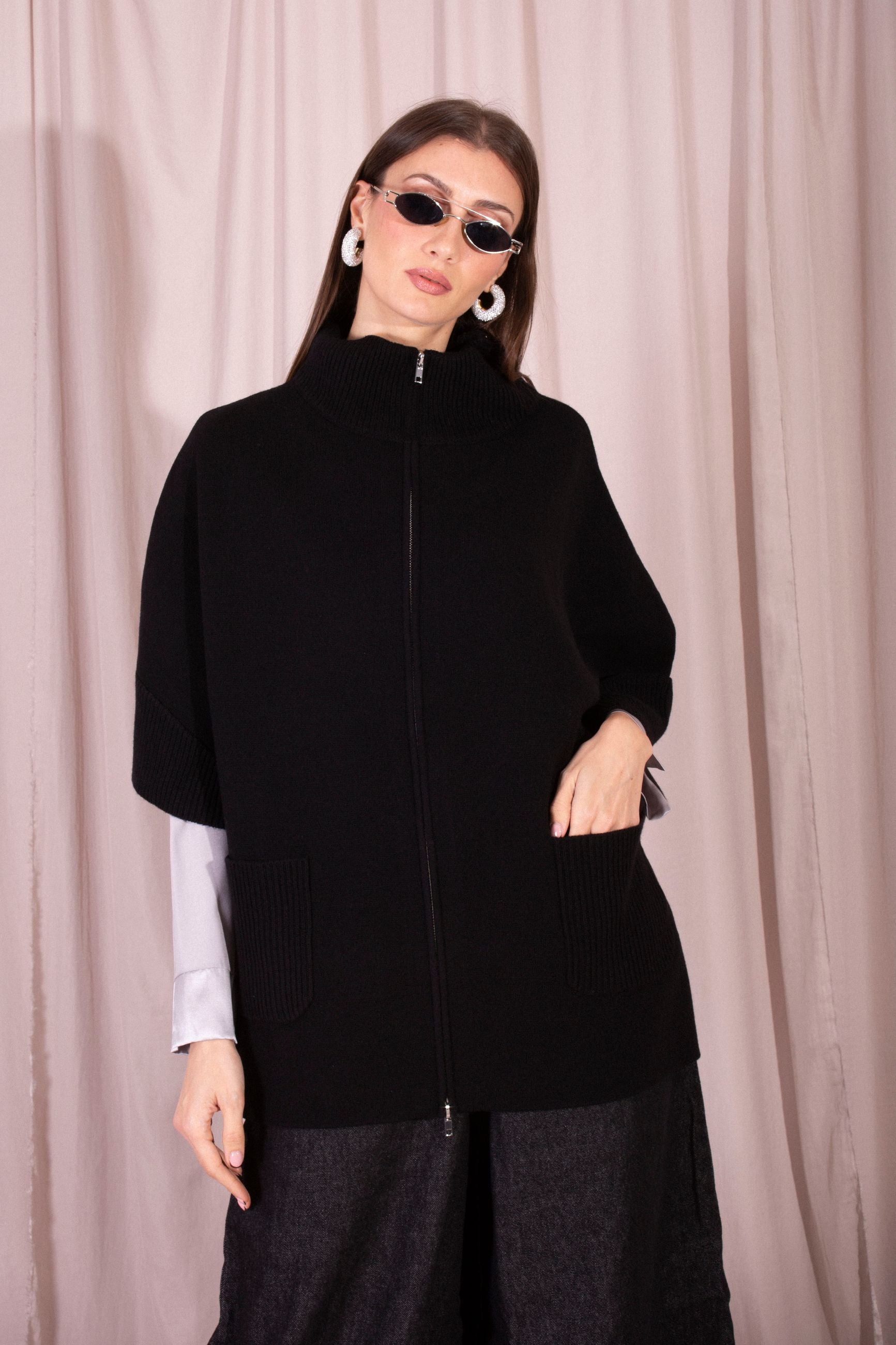 MAIDA MILA PONCHO CON ZIP