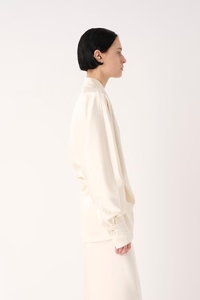 MEIMEIJ – CAMICIA IN RASO STRETCH CON COLLO REVERS