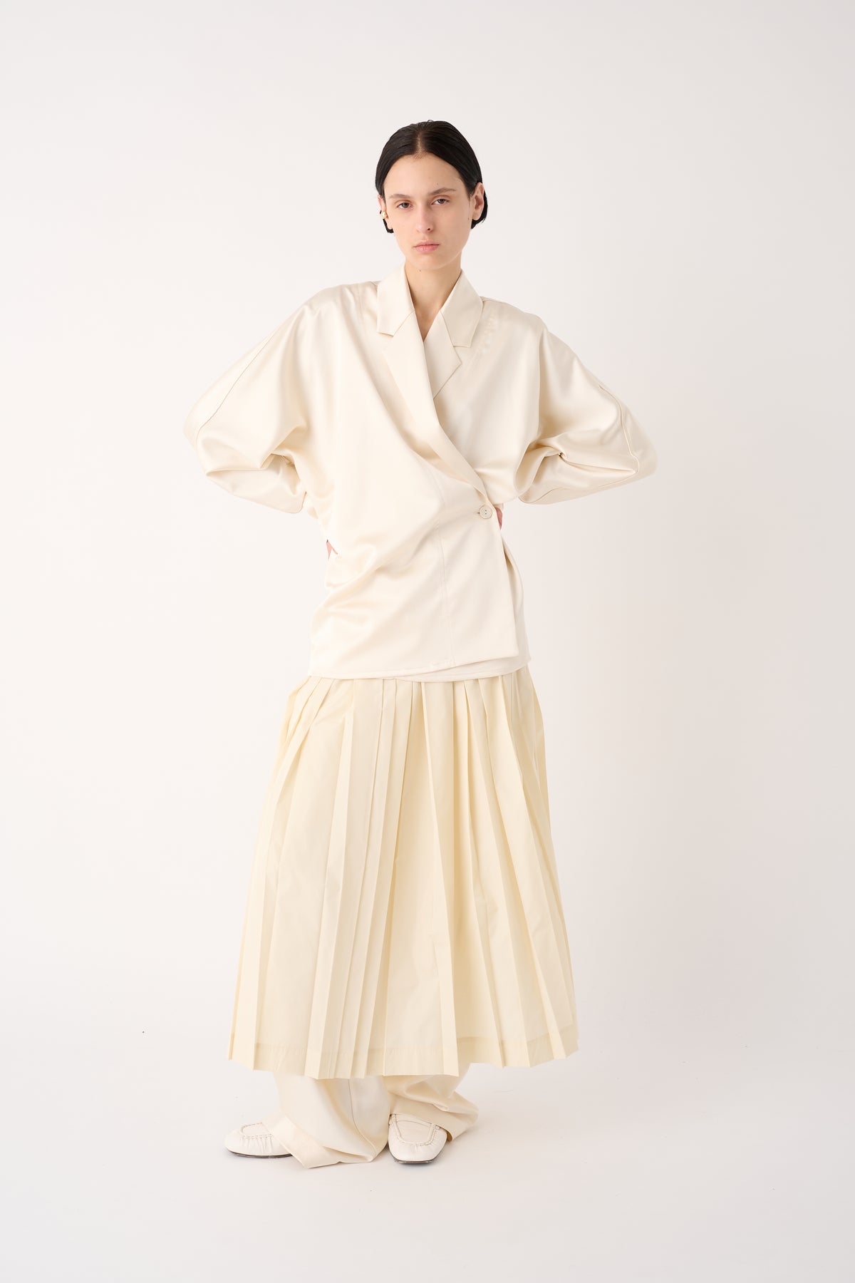 MEIMEIJ – CAMICIA IN RASO STRETCH CON COLLO REVERS