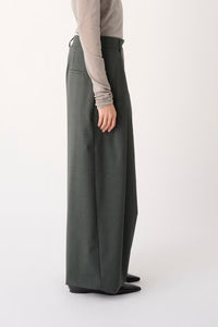 MEIMEIJ – PANTALONE FLUIDO A PORTAFOGLIO ASIMMETRICO