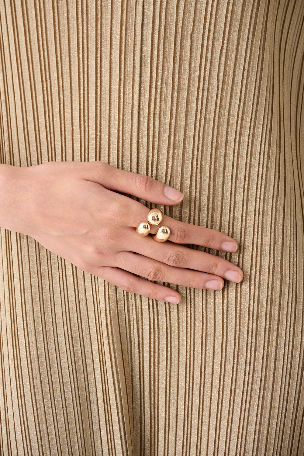 MEIMEIJ – ANELLO APERTO CON SFERE
