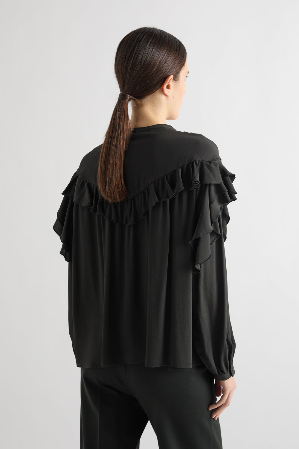 MEIMEIJ – CAMICIA CON ROUCHES E FIOCCO IN SETA