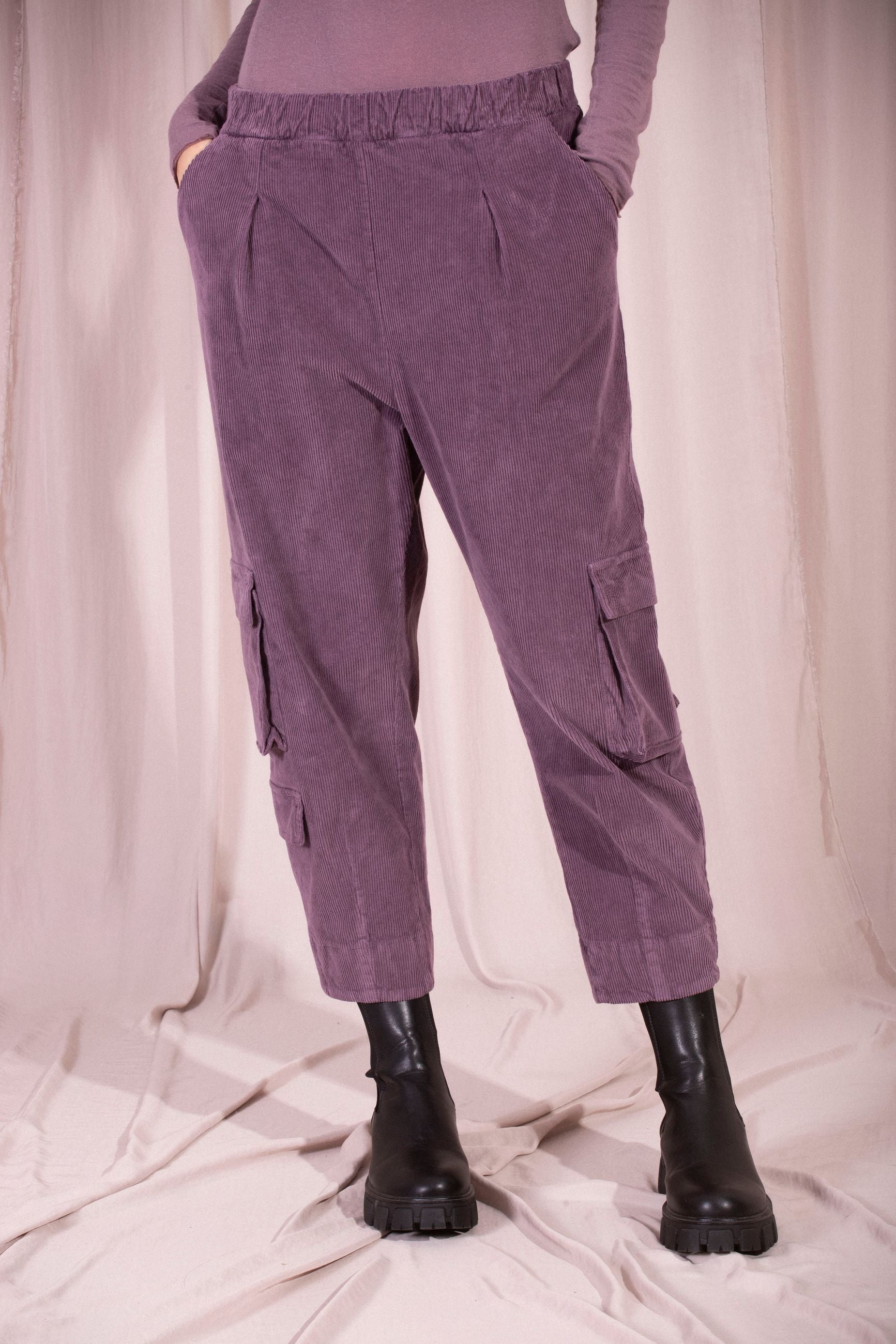 SOKO NI INAI PANTALONE