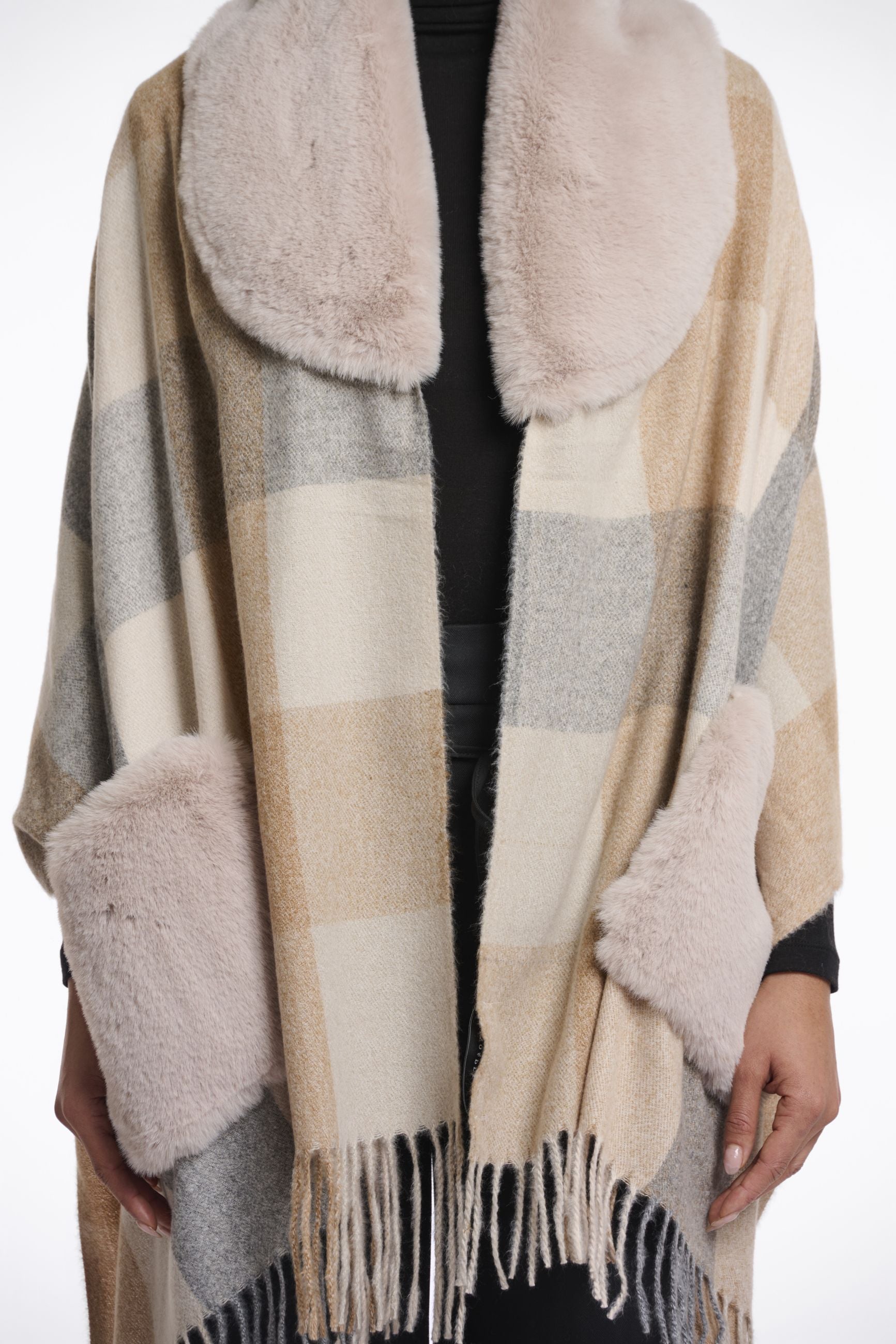 RINO & PELLE SCIARPA