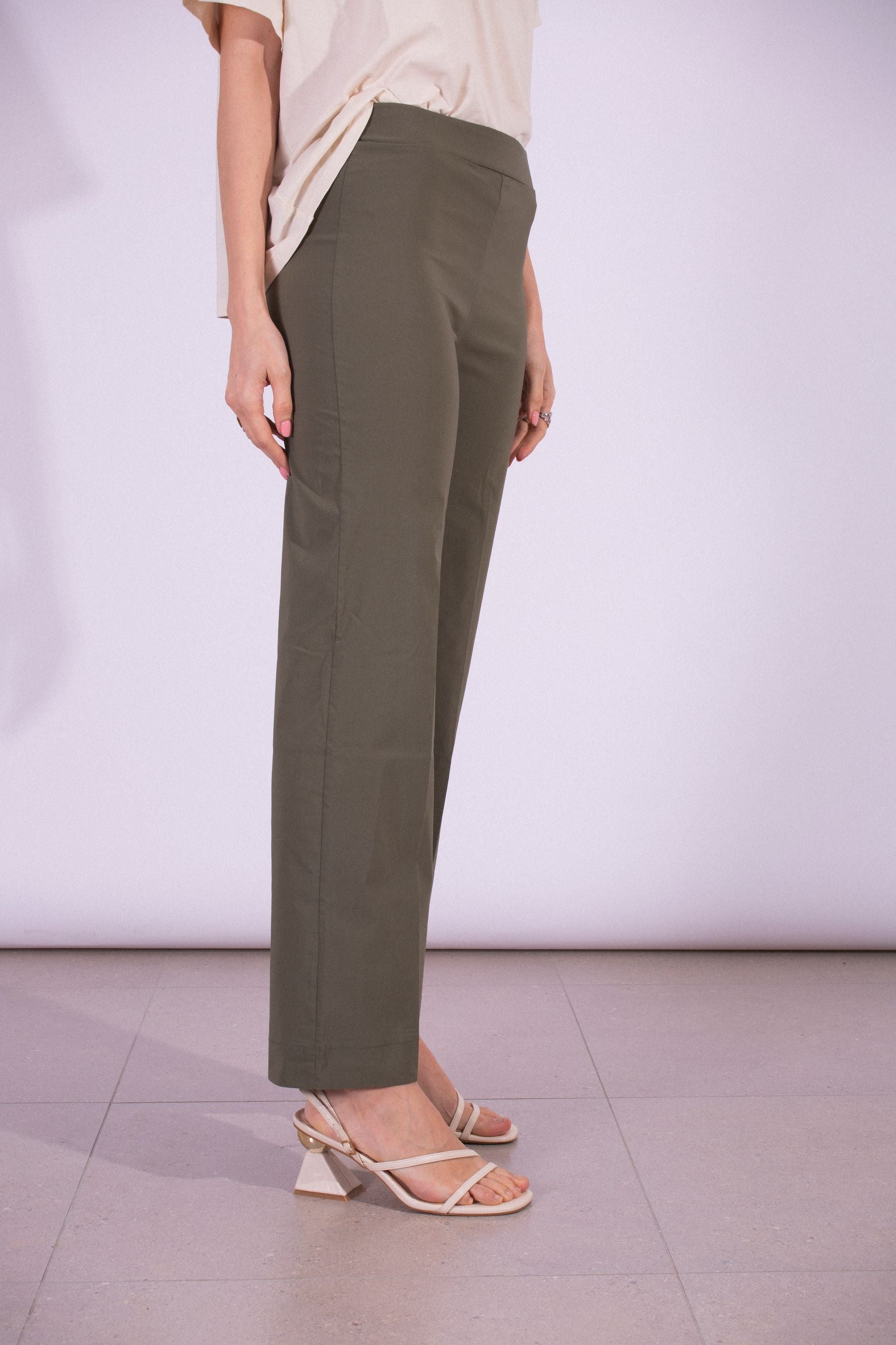 SOKO NI INAI PANTALONE