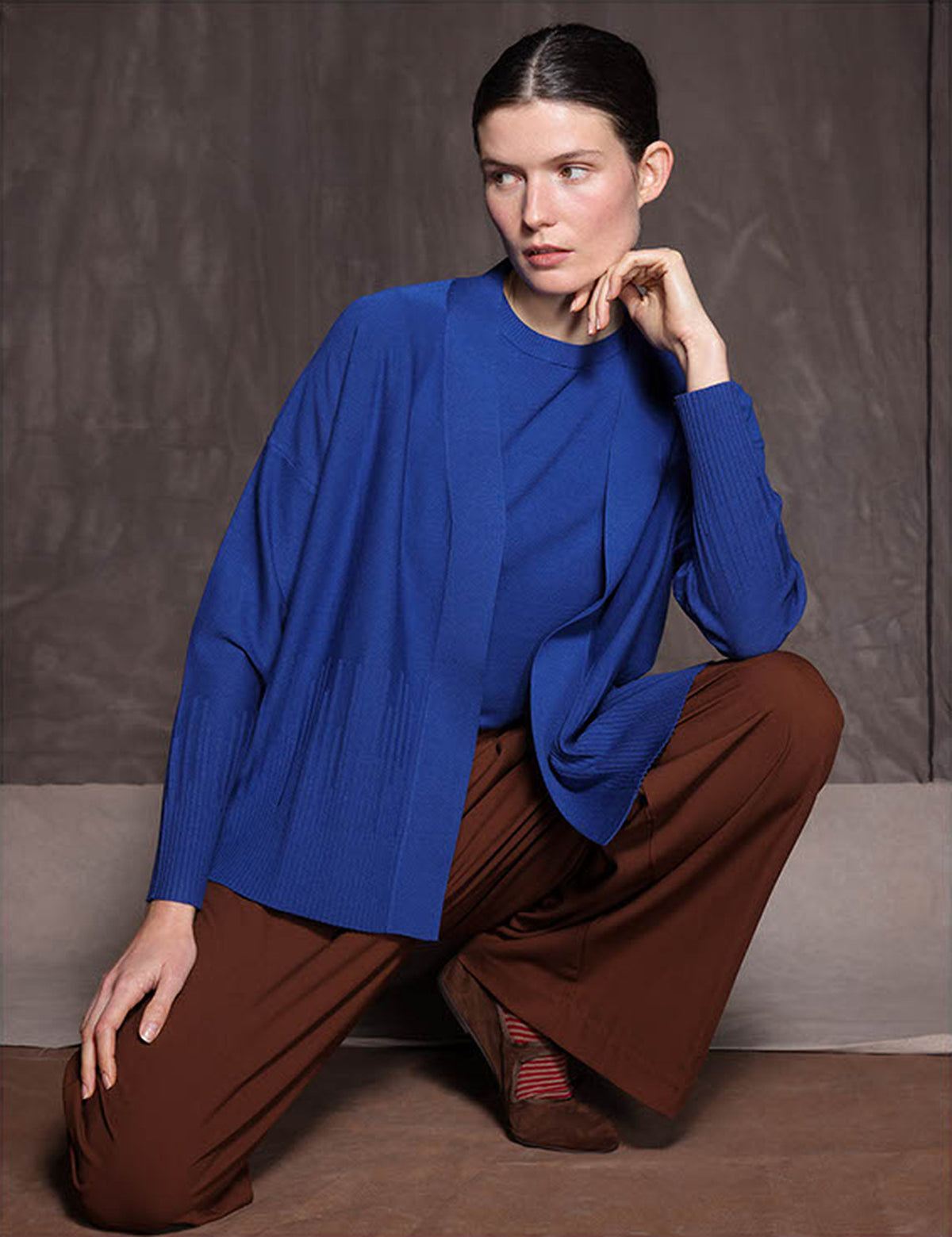 QUILISIA – CARDIGAN BLU ROYAL