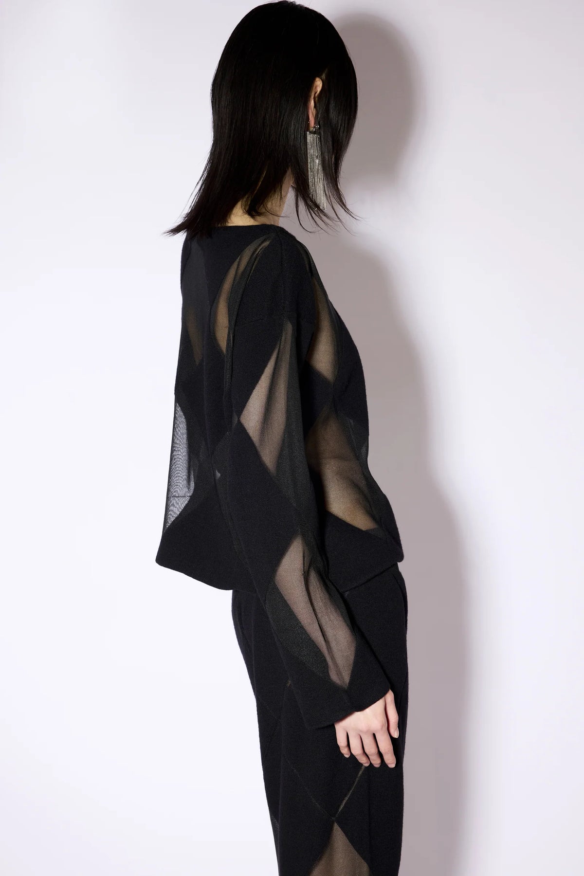 LIVIANA CONTI – MAGLIA RAILEY IN LANA CON ROMBI