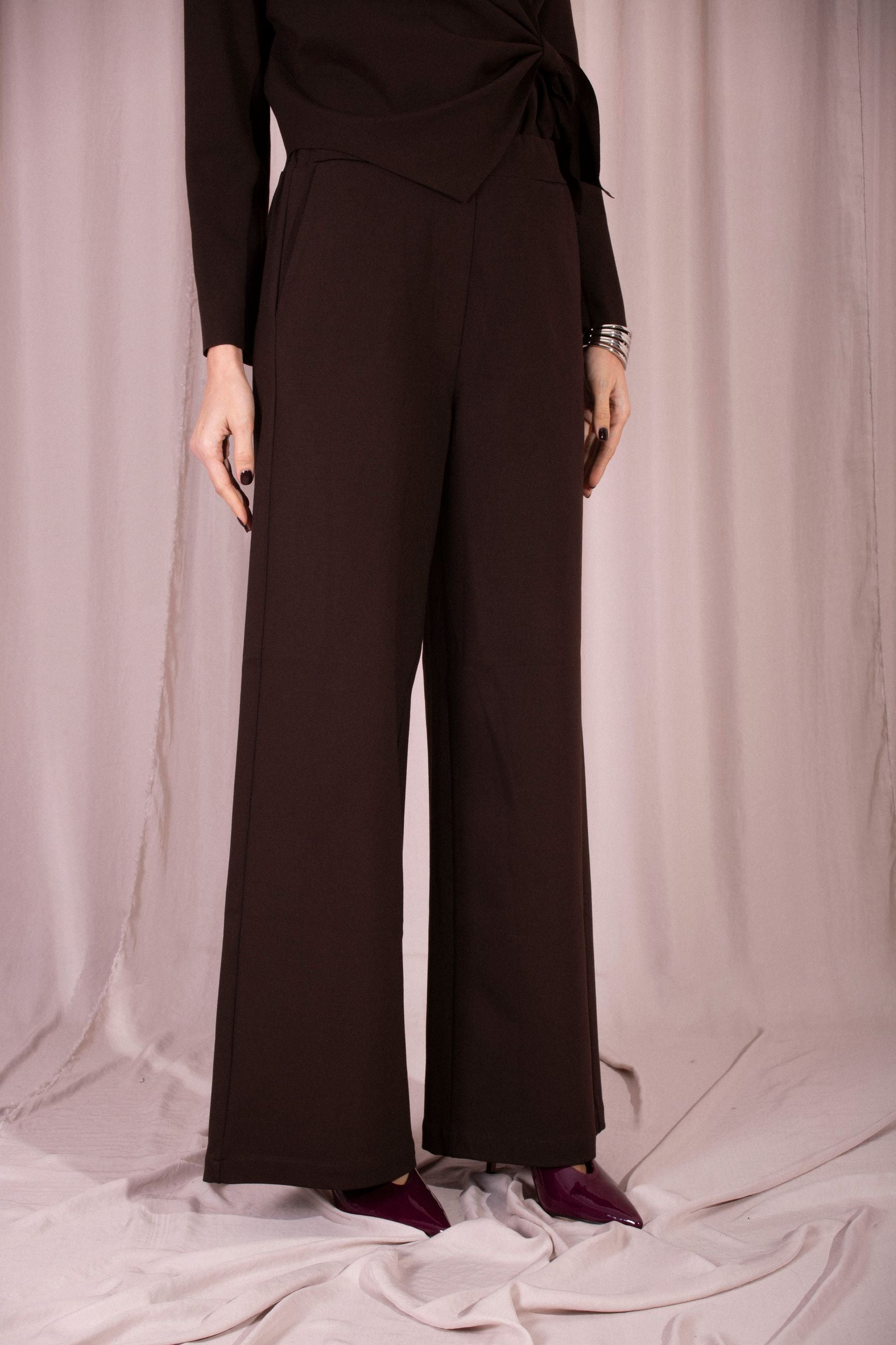 SOKO NI INAI PANTALONI