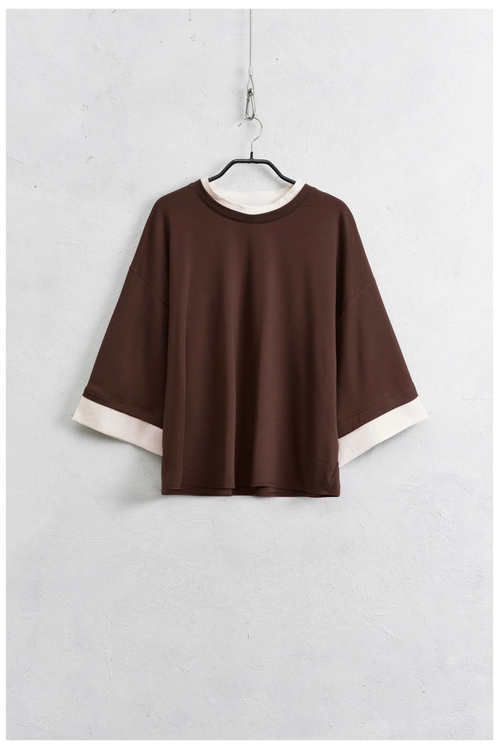 LUMINA T-SHIRT CON SCOLLO TONDO
