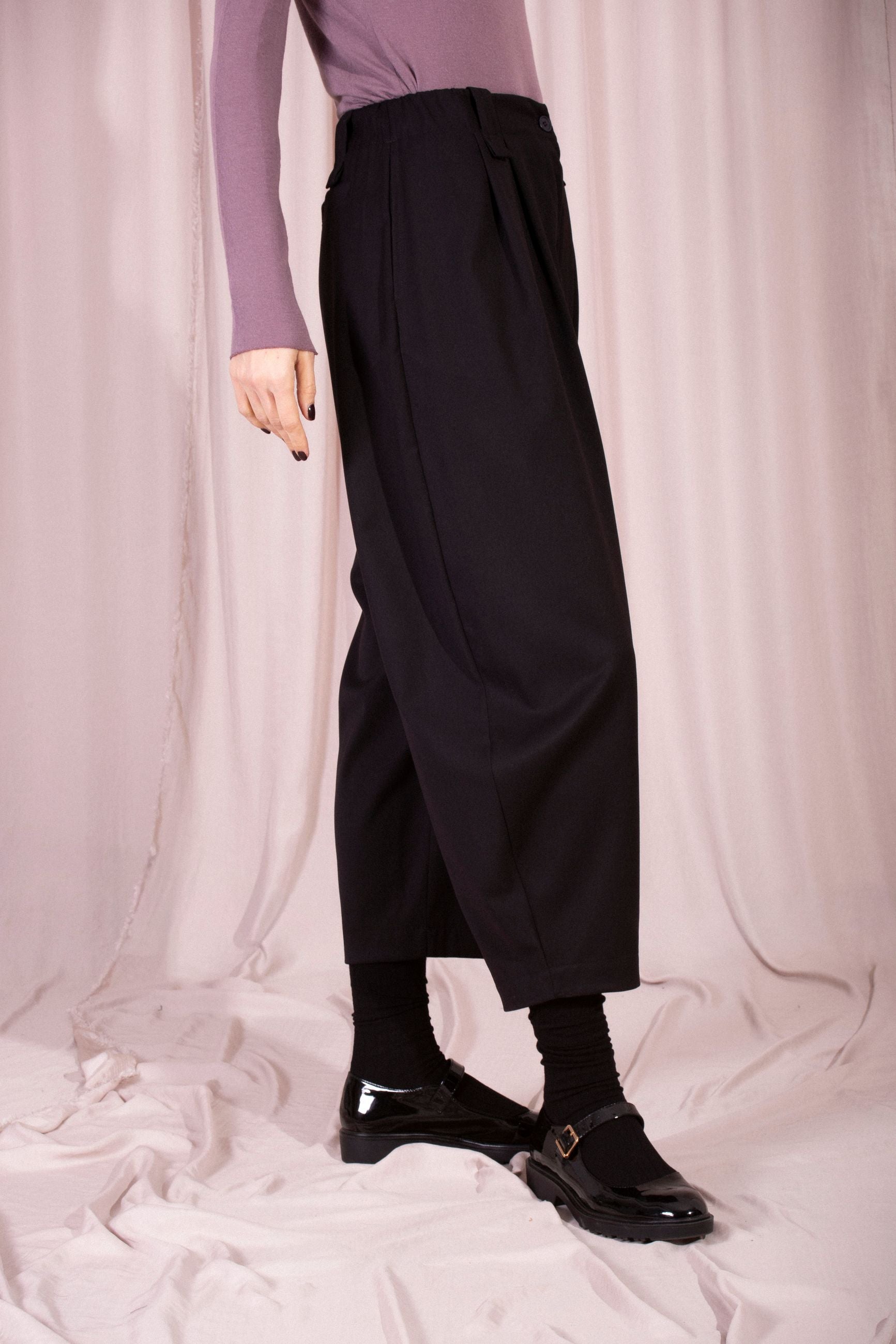 SOKO NI INAI PANTALONE