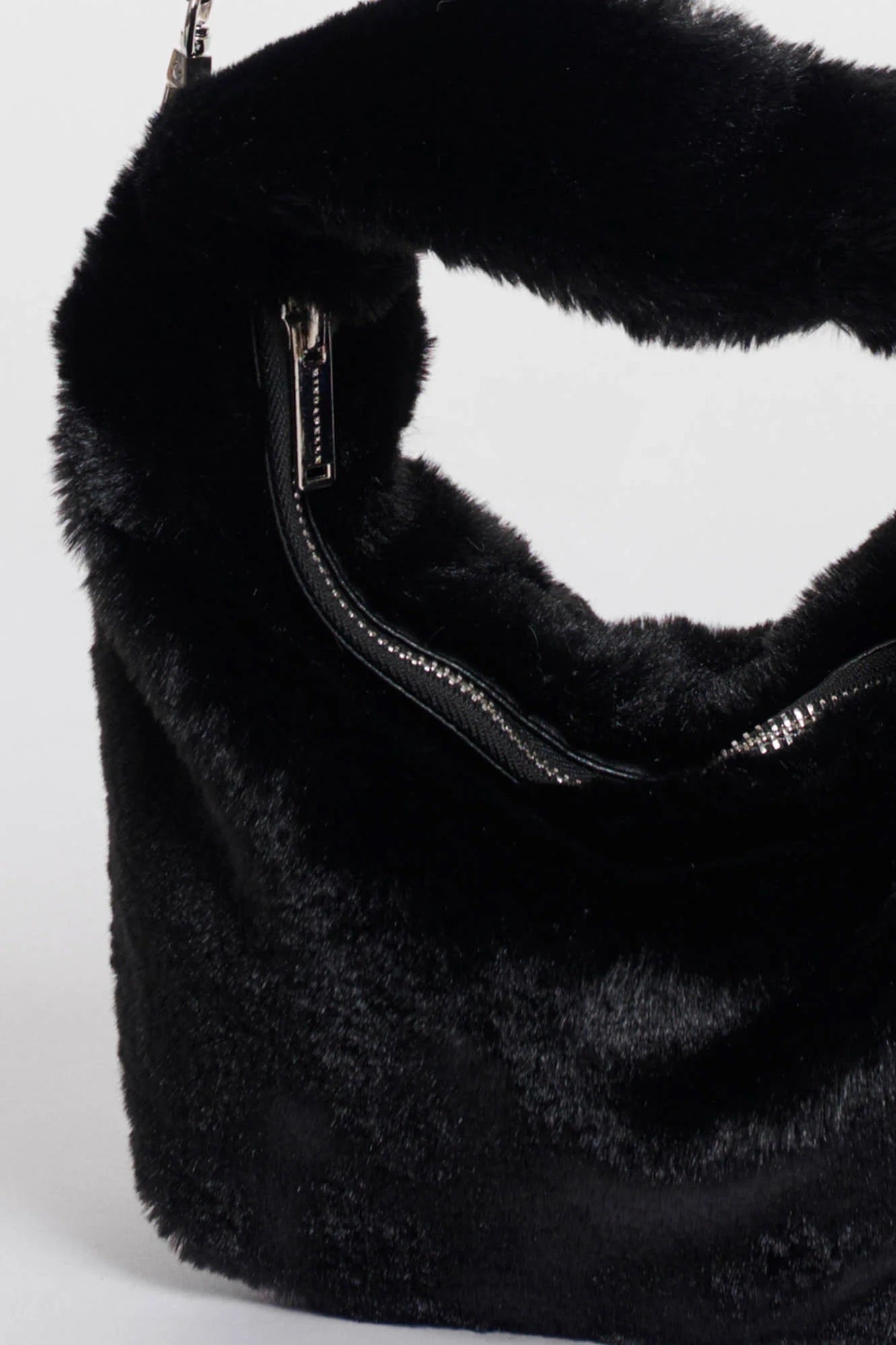 RINO & PELLE CROSSBODY BAG