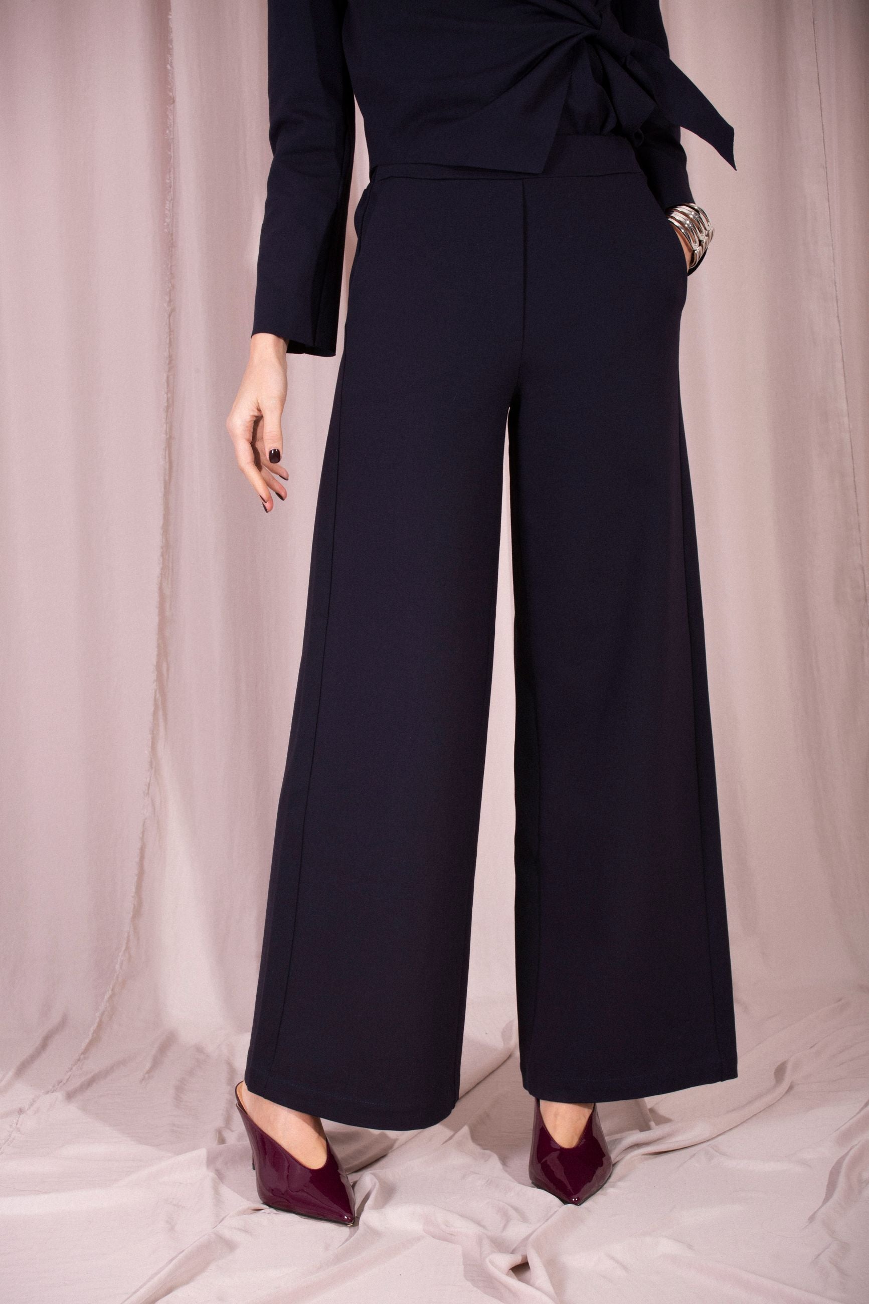 SOKO NI INAI PANTALONI