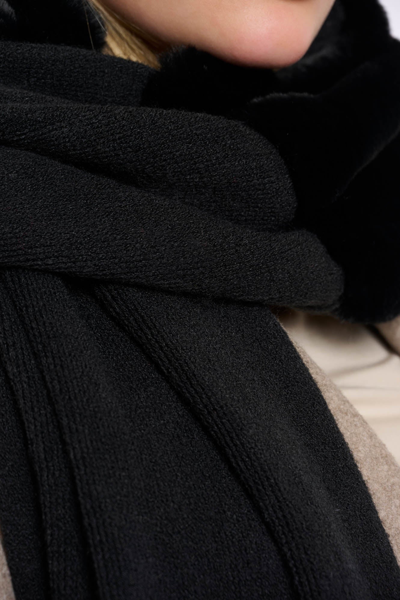 RINO & PELLE SCIARPA